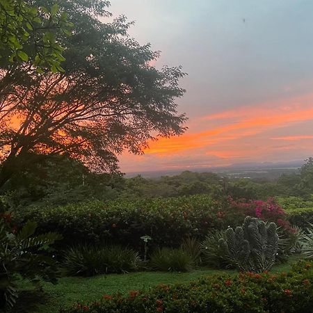 Casa De Veraneo Quinta Las Trillizas Esparza エクステリア 写真
