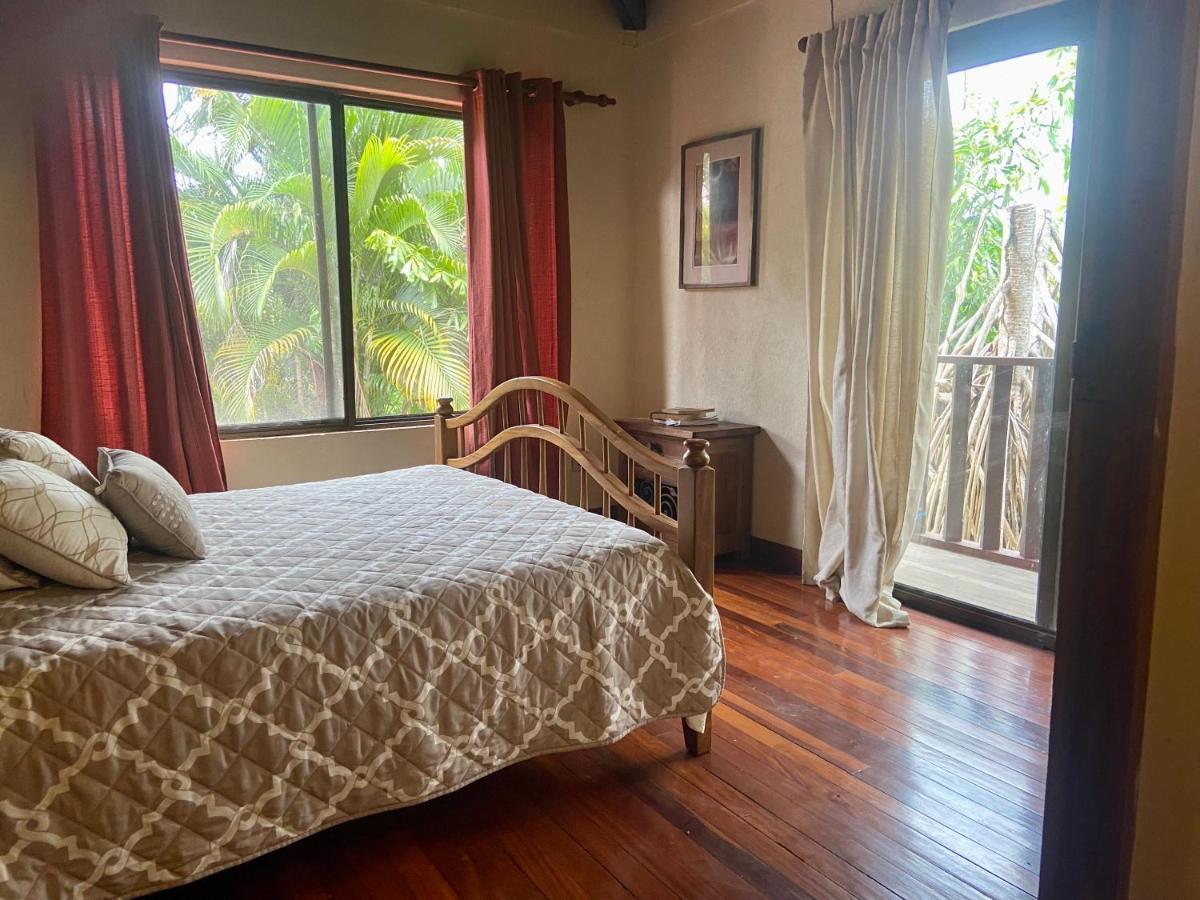 Casa De Veraneo Quinta Las Trillizas Esparza エクステリア 写真